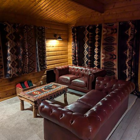 Pineshadow Lodge-Dog Friendly Kenwick Park Louth Louth  Exteriör bild