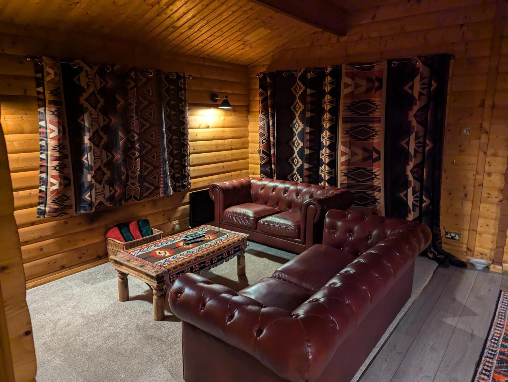 Pineshadow Lodge-Dog Friendly Kenwick Park Louth Louth  Exteriör bild